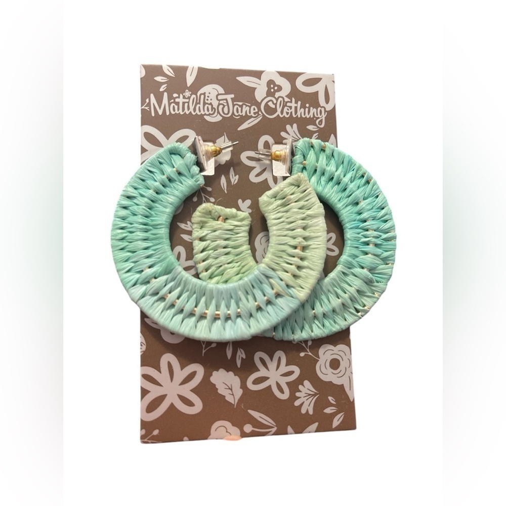 NWOT Matilda Jane Pretty Palace Hoop Earrings With Bag Boho Ombré Turquoise